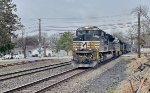 NS 1031 leads westbound trash train through Alburtis